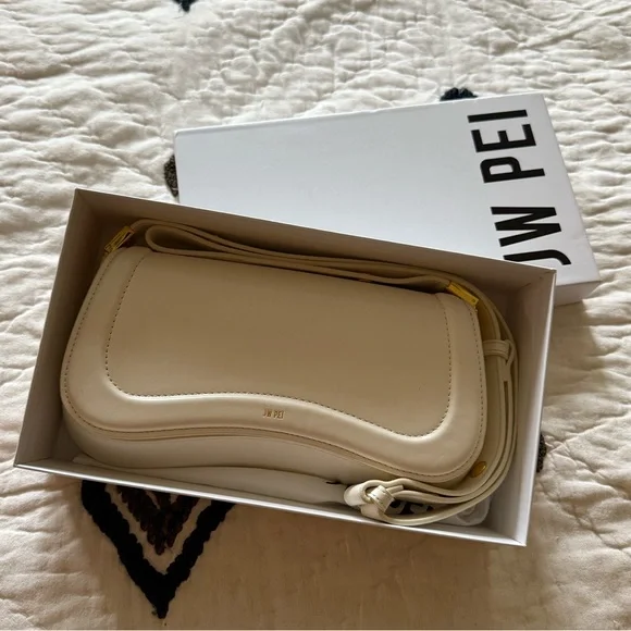 JW PEI “Joy” Bag - Picture 2 of 7